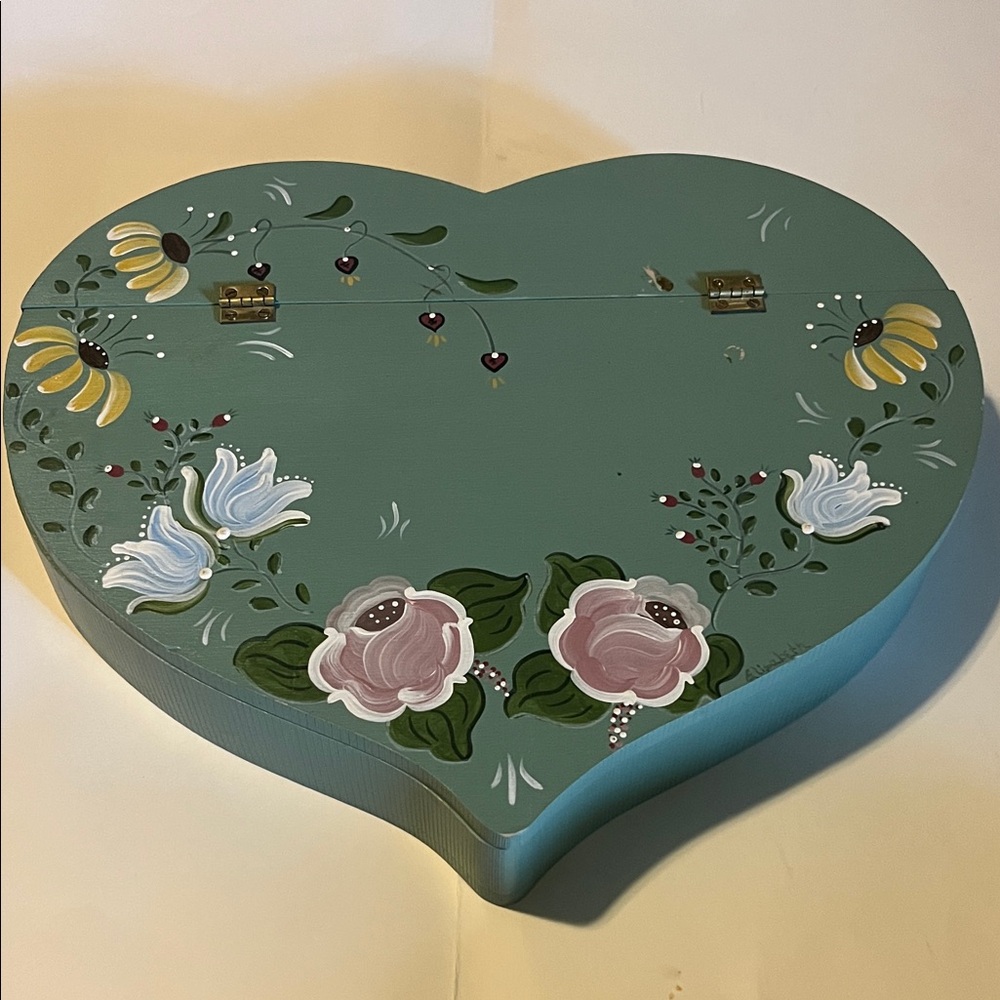 Heart-Shaped Wooden Handpainted Green Floral Velvet-lined Box